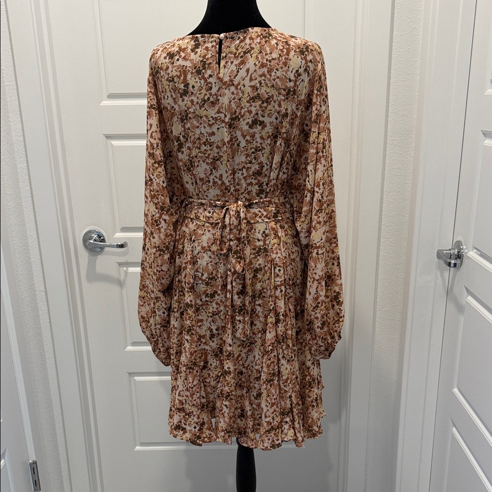 TALULAH Long Sleeve Dress in Brown and Cream Floral - Picture 7 of 11
